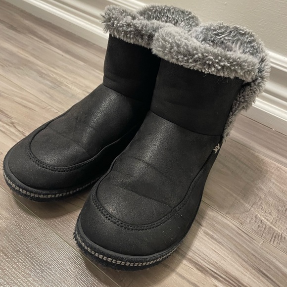 Skechers Faux Fur Lined Memory Foam Winter Boots Size 6 - Picture 4 of 8